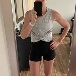 lululemon athletica Crop Grey Tank, size 6